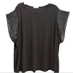 89th+Madison Black  Blouse W/Sheer Shimmery Textured  Sleeves Whimsygoth/Dressy